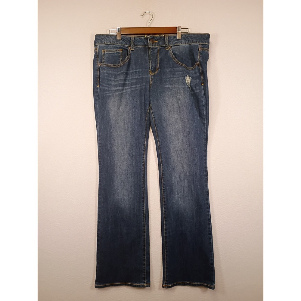 Y2K Indie SO Juniors 15 Regular Blue Bootcut Distressed Whiskered Jeans